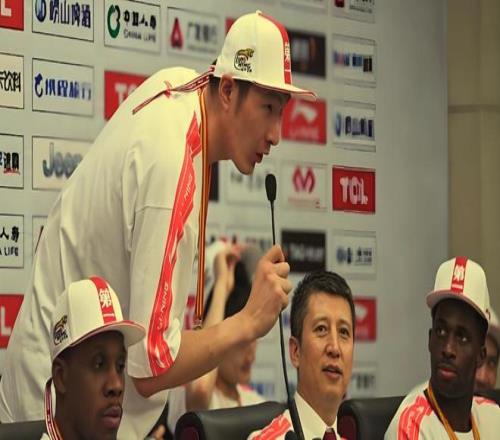 徐梦桃齐广,璞连续赢得,世界杯奖牌,宝威体育官网,宝威体育平台,宝威体育链接,宝威体育官方