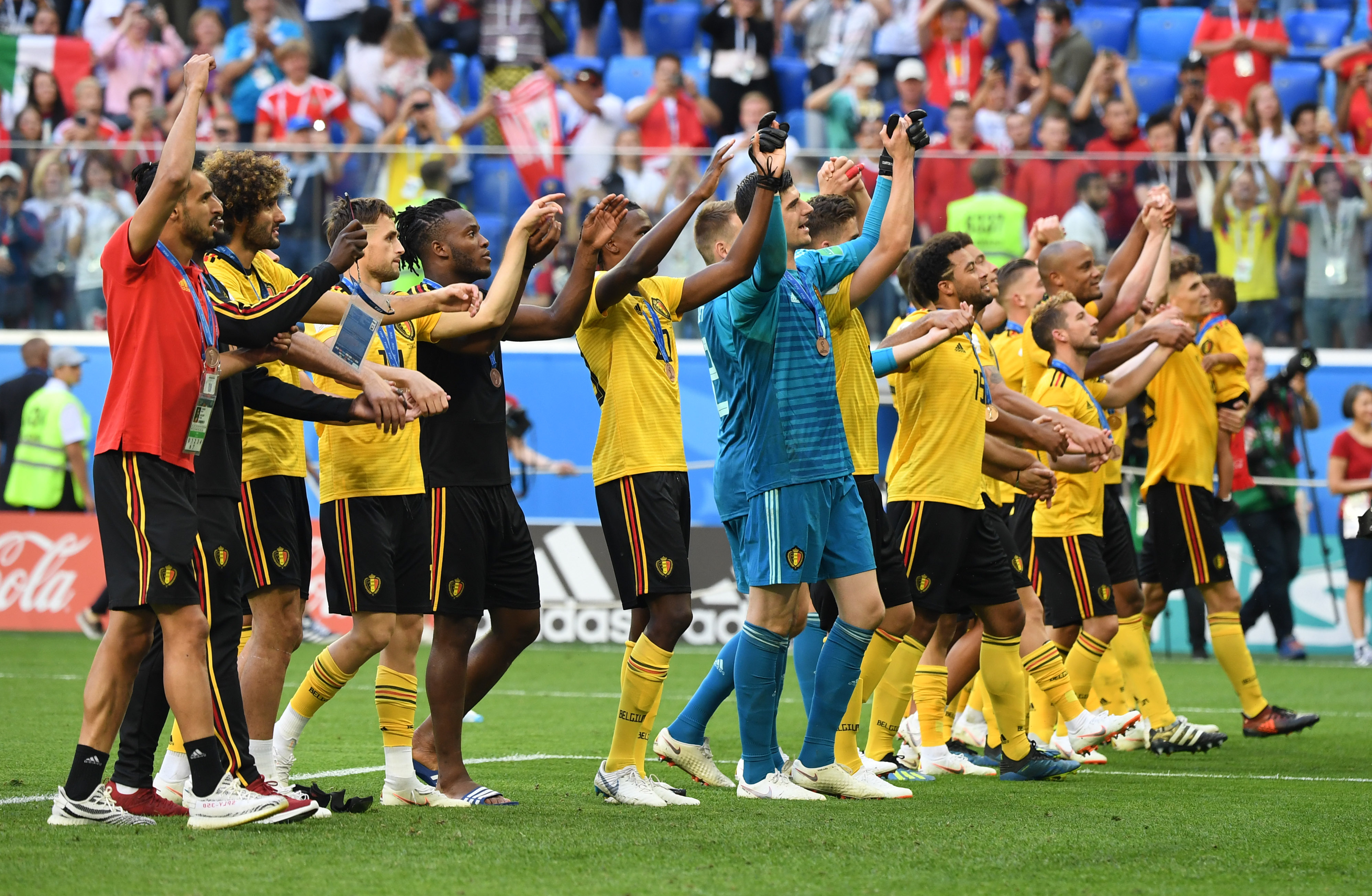 传球和吸引 传球和吸引